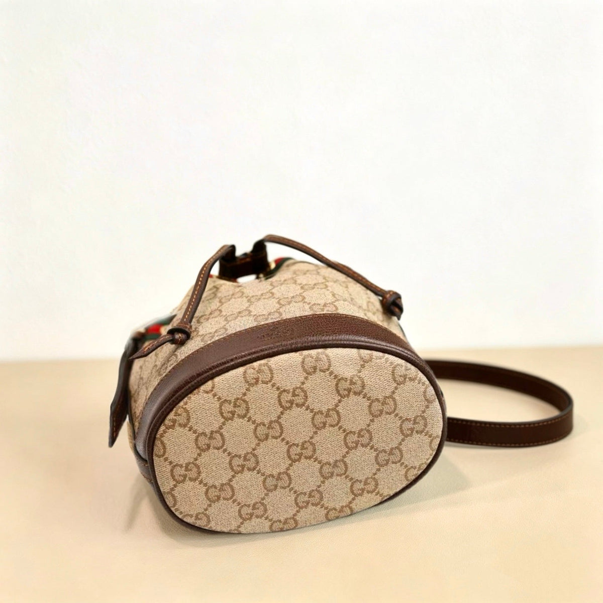 Gucci GG Venice Mini Bucket Bag-876060