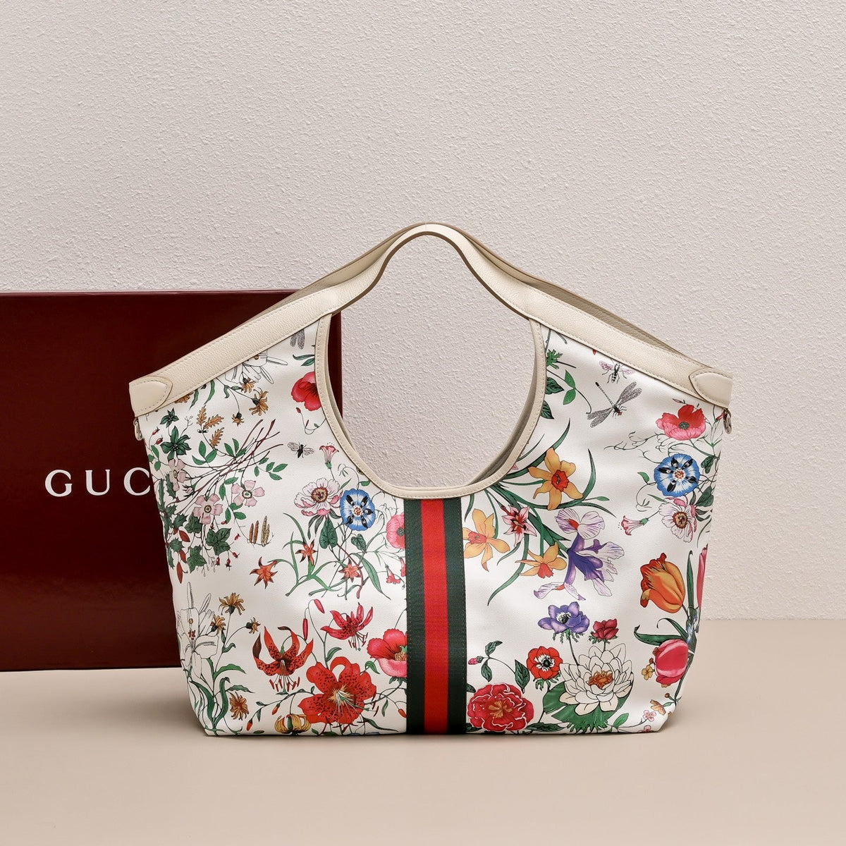 Gucci GG Giglio Floral Tote Bag-853971