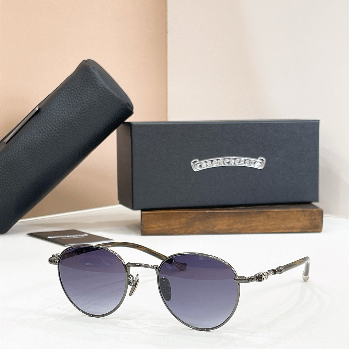 Chrome Hearts Sunglasses – CH8227