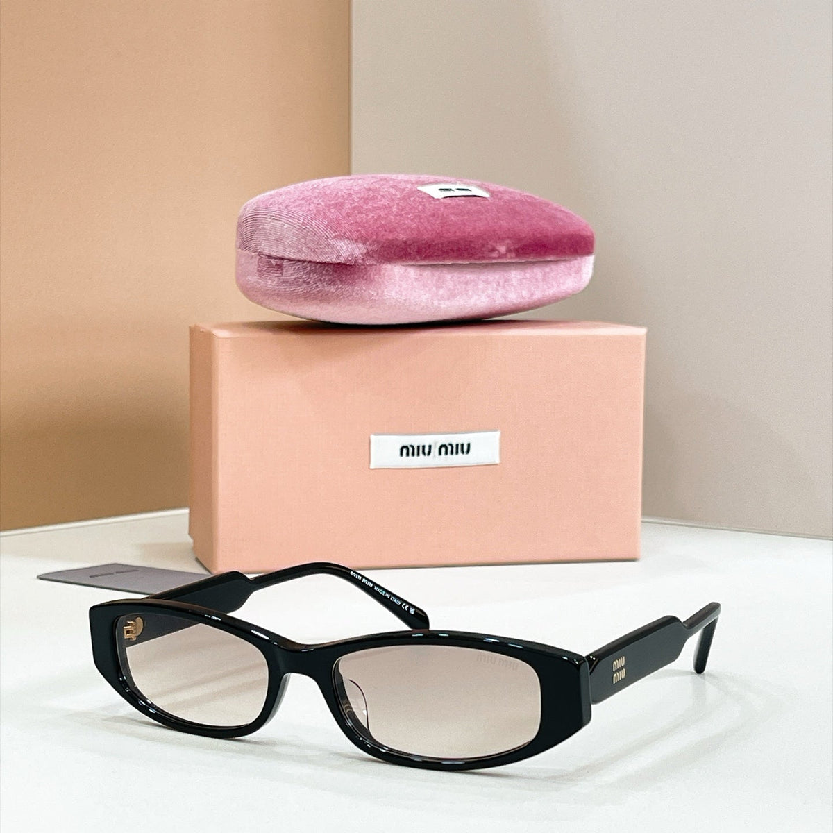 Miu Miu Sunglasses – MU 06ZV
