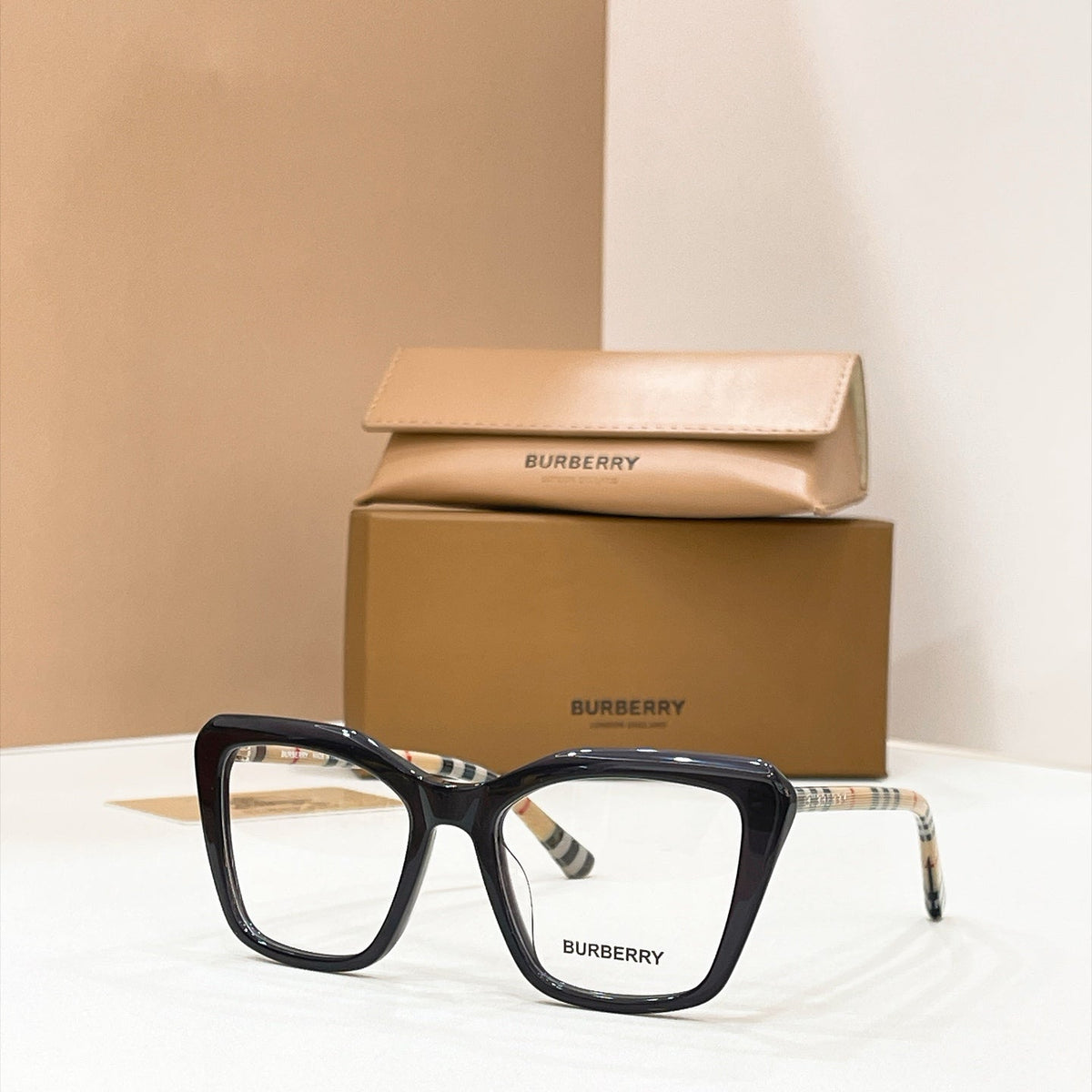 Burberry Sunglasses – BE2366