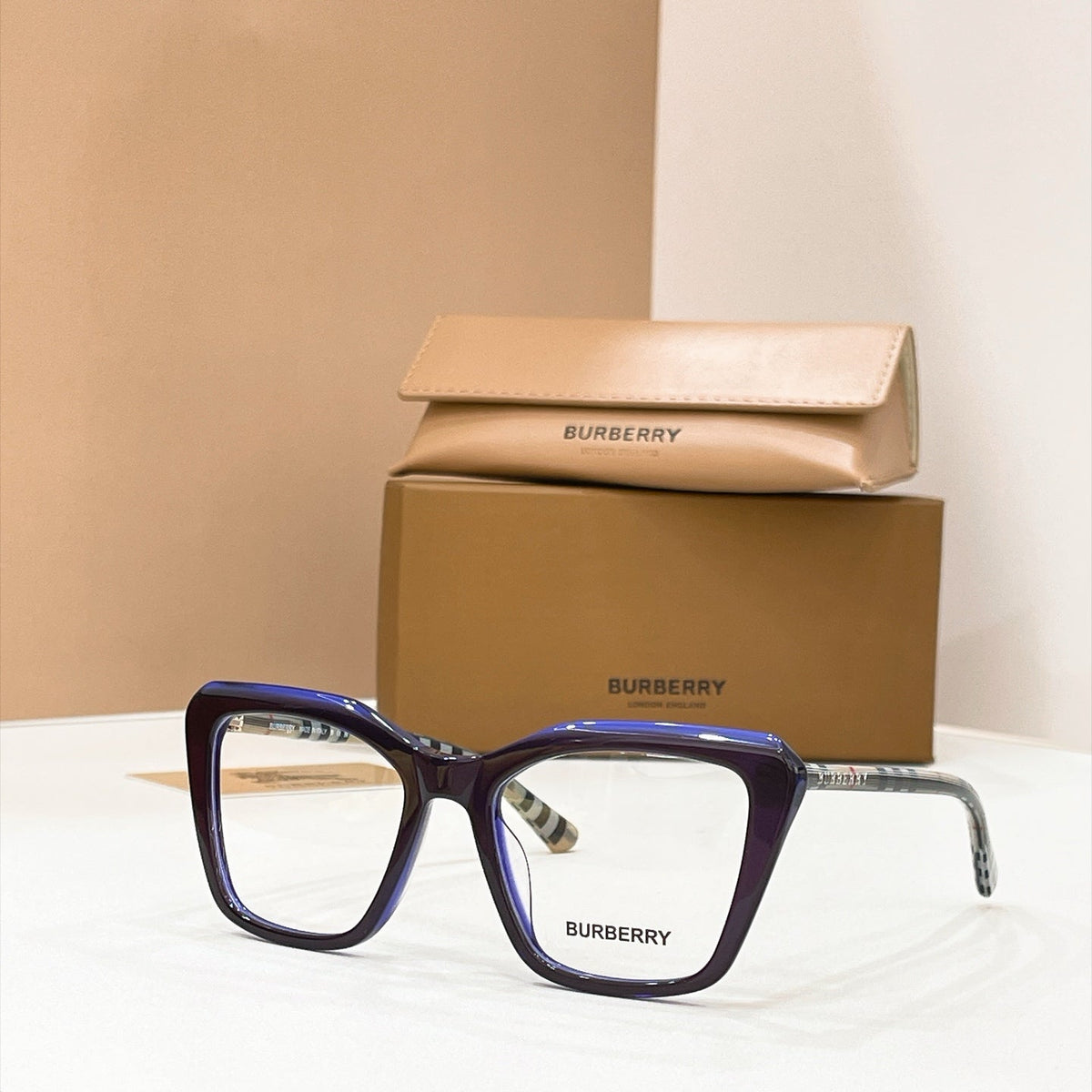 Burberry Sunglasses – BE2366