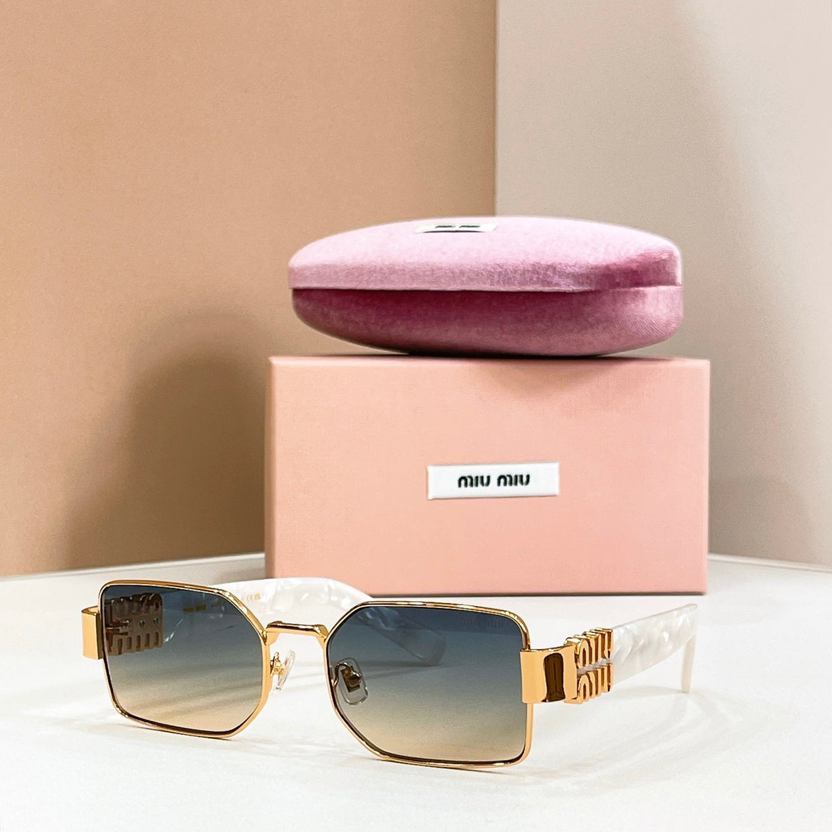 Miu Miu Sunglasses – MU 115AV