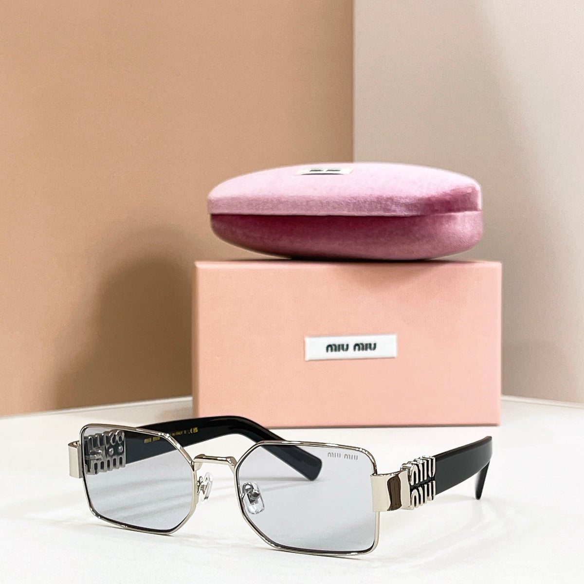 Miu Miu Sunglasses – MU 115AV